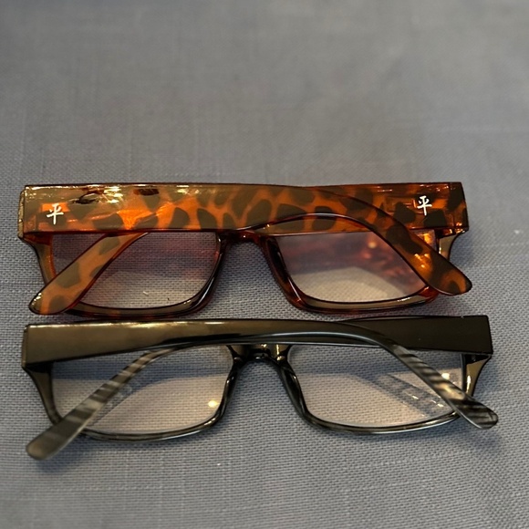 *2* Pairs of Full Lens Reading Glasses +1.75 - Picture 2 of 16